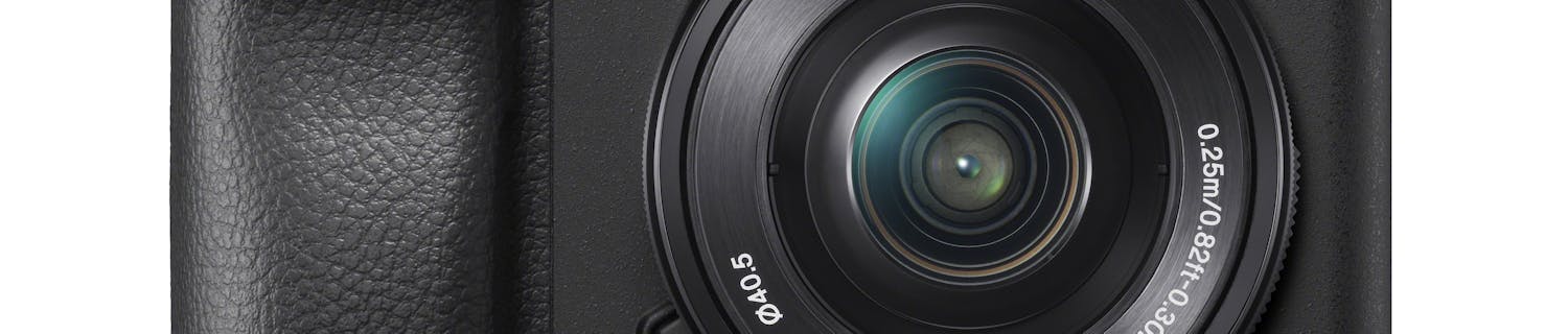 Sony A6400. Sony A6400.